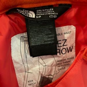 Barely used The North Face ski pants. 7/8 Great condition.